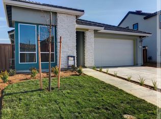 8281 Triplefin Way, Elk Grove, CA 95757