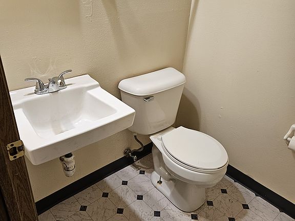 5th image of 9088 N Joyce Ave #9090