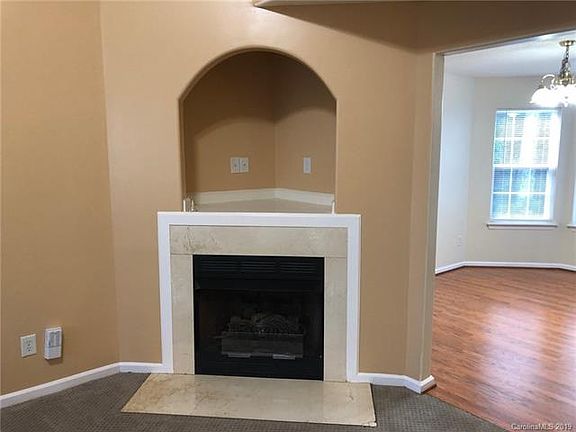 3rd image of 8225 Kings Creek Dr