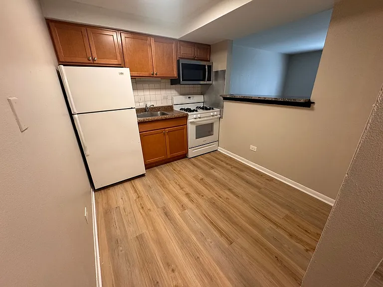 9246 Jill Lane — Photo 6