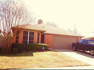 7008 Pickford Ct, Arlington, TX 76001