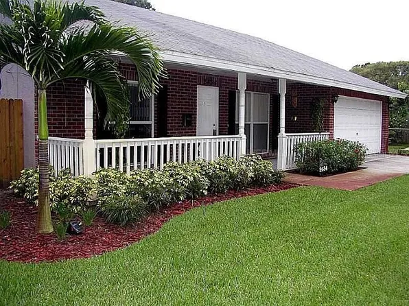 2434 Dartmouth Ave N, Saint Petersburg, FL 33713