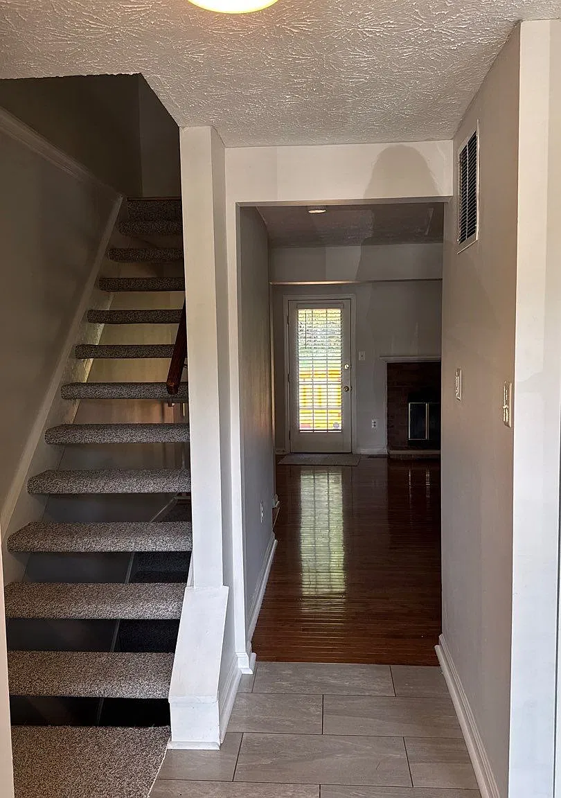 3 Bedroom/2.5 Bath Townhome In Columbia! — Photo 3