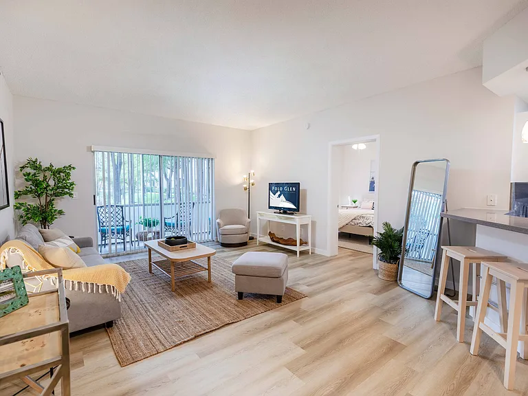 Polo Glen Apartment Homes — Photo 18