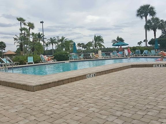 2nd image of 16150 Bay Pointe Blvd #207