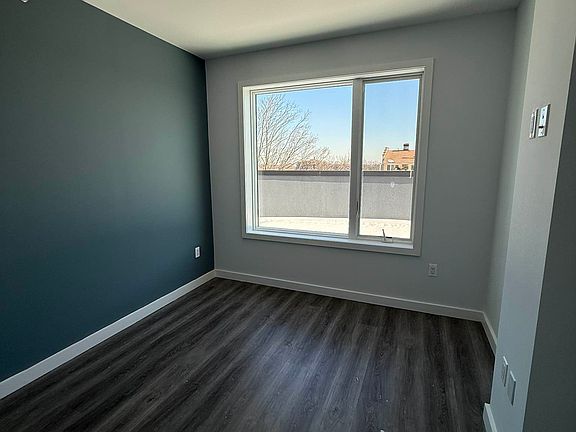 5th image of 1730 Ocean Ave #Pha