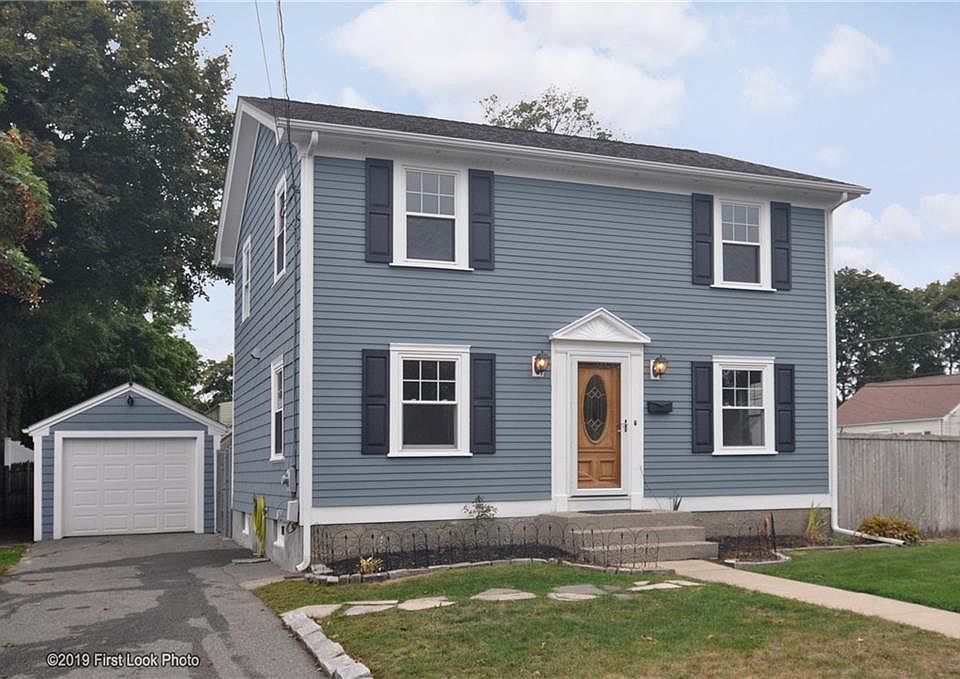 1st image of 11 Pioneer Ave