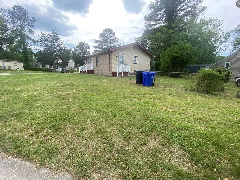 147 Allard Rd — Photo 3