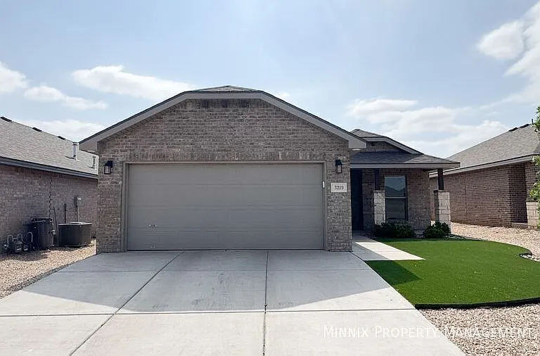 3219 Abbeville Ave — Photo 2