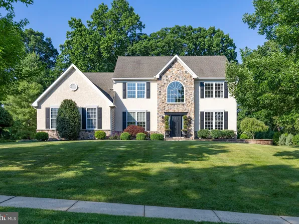 1152 Wendler Cir, Pottstown, PA 19465