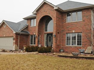 18827 Foxglove Ln, Mokena, IL 60448