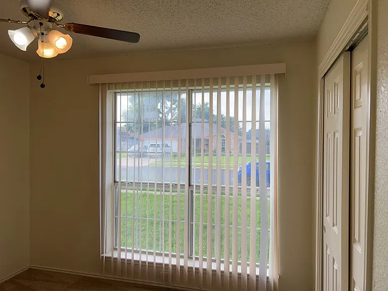 4203 Bluestem Ln — Photo 13