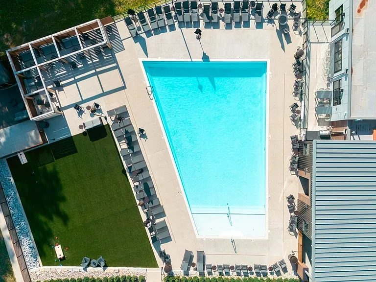 Quarry Trails Pool & Clubhouse