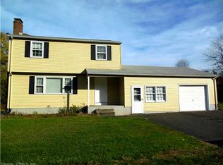 30 Willow Bee Ln, Middletown, CT 06457
