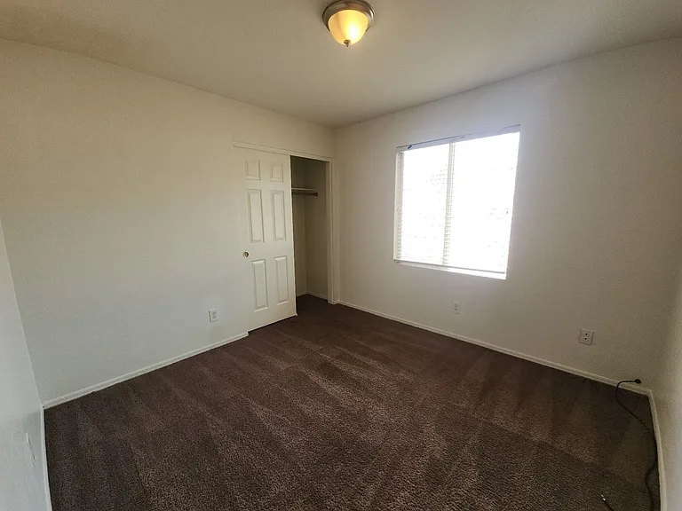 9907 Sparrow Ridge Ave — Photo 33