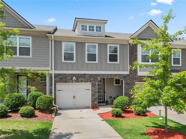5140 Madeline Pl, Stone Mountain, GA 30083