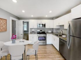 30-32 Ward St, Boston, MA