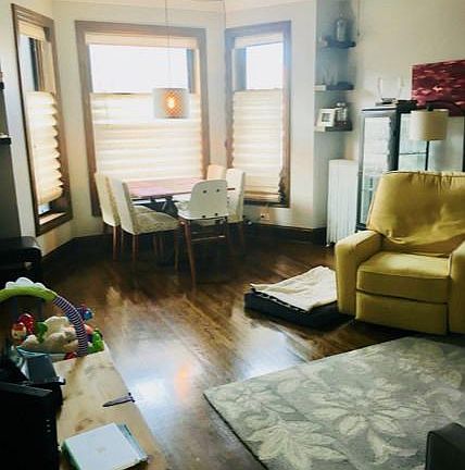 3rd image of 735 W Wellington Ave #735S1