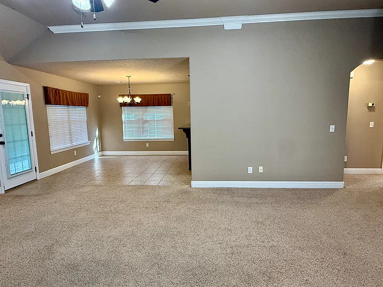 11 Kendal Dr — Photo 4