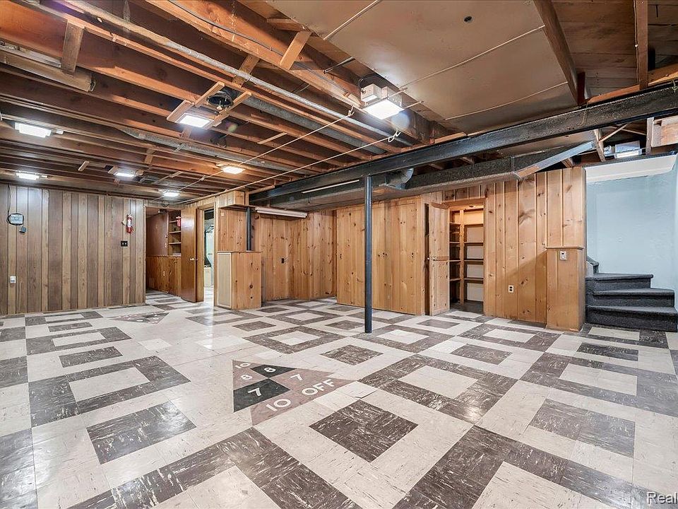 1952 Lakeview St, photo 17