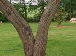 625 S Ethlyn Rd, Moscow Mills, MO 63362