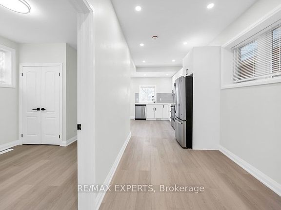 5th image of 124 Church St