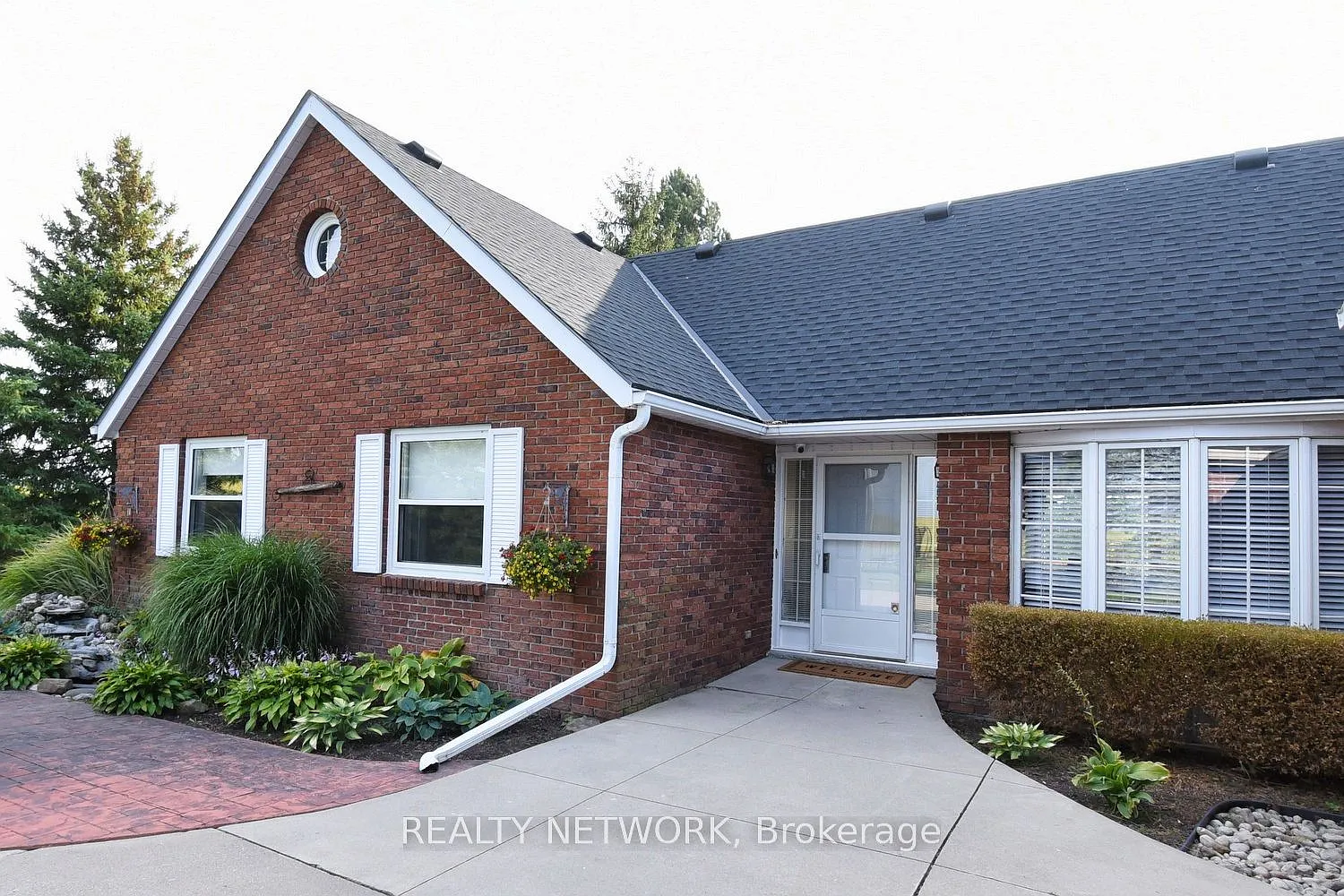 1284 Highway 54 photo 1
