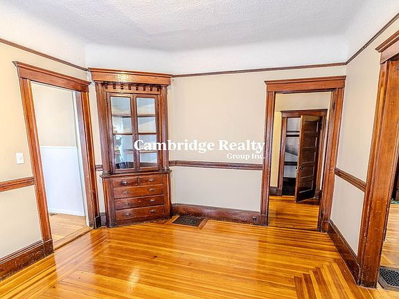 5th image of 41 Paulina St #1T