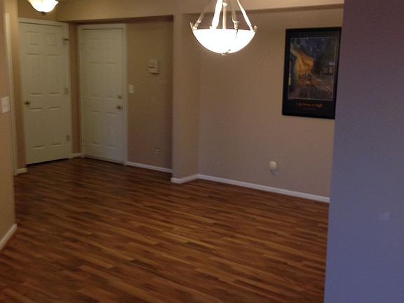 3rd image of 5365 Stoneledge Ct Unit 1E