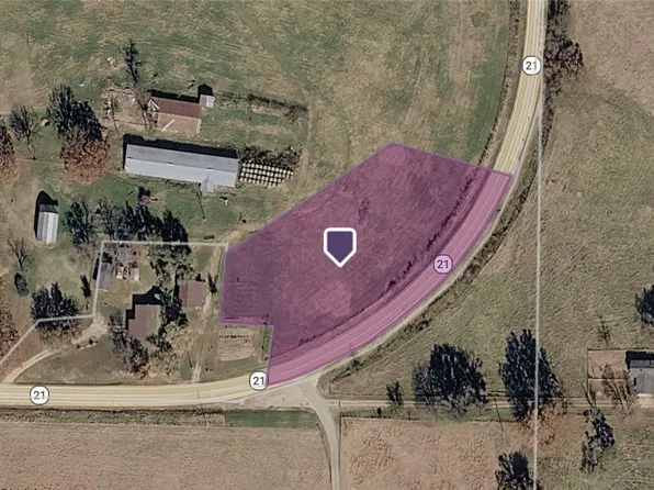 21 Highway, Berryville, AR 72616