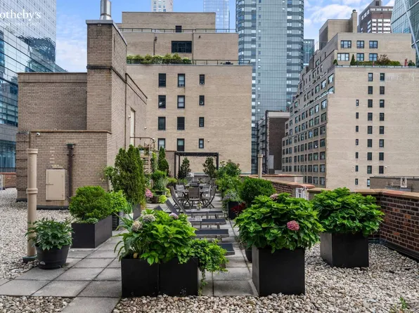 333 West 57th Street image 20 of 23