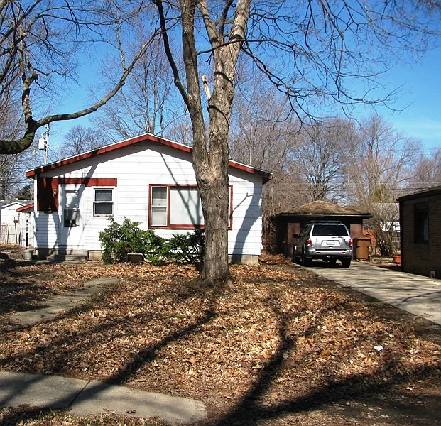 1012 Harvard St photo 1