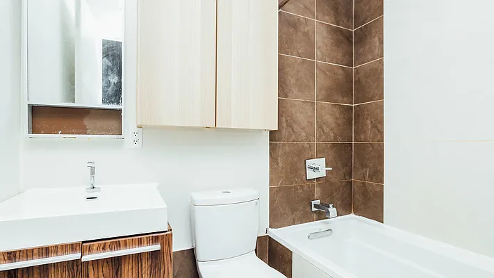 Rented by Nooklyn NYC LLC | media 23