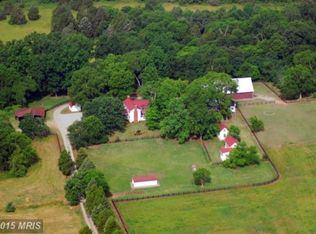 487 S Airport Rd, Farmville, VA 23901