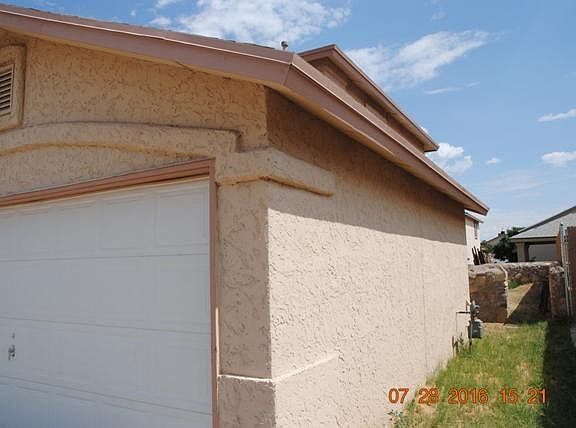 2nd image of 416 Valle Tila Dr