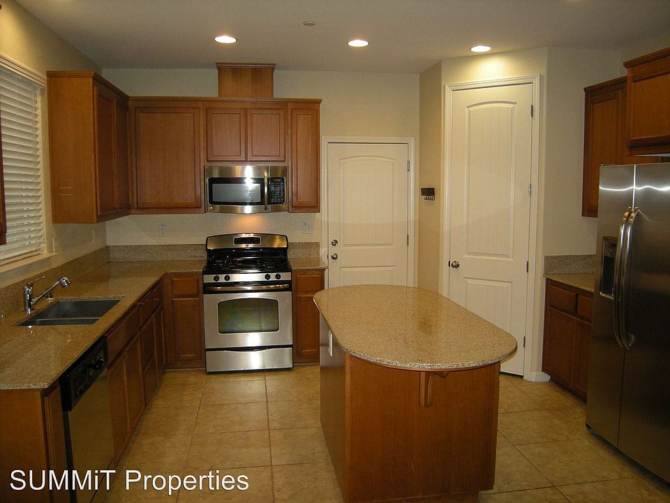 1st image of 651 Del Mar Cir