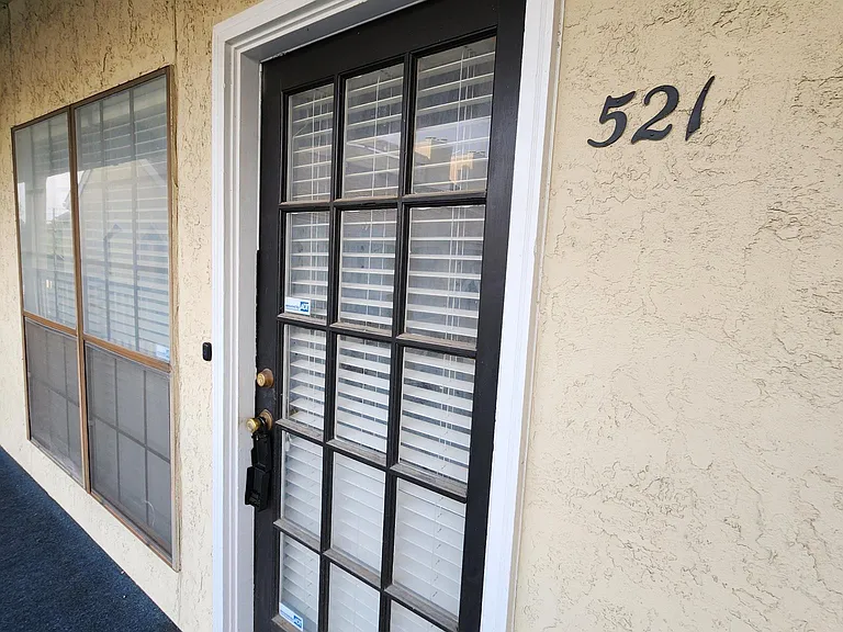 4800 W Lovers Ln #521 — Photo 6
