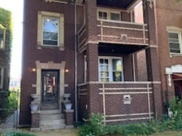 4437 N Whipple St, Chicago, IL 60625