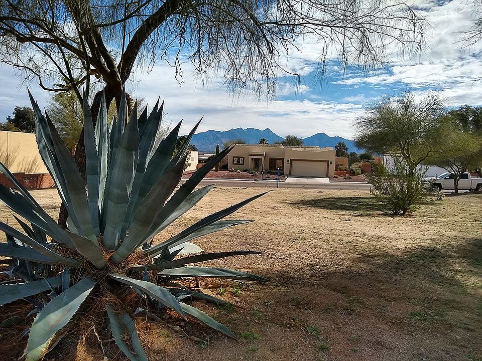 1st image of 232 W Calle Frambuesa