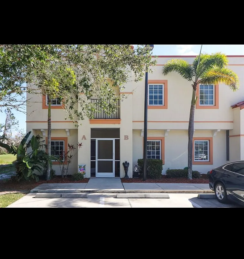2 bed, 2.5 bath, 1179 sqft, $1,575 — Photo 1