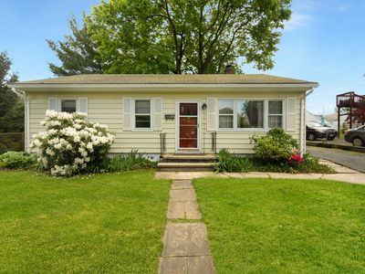 87 Charles Street, Stamford, CT, 06902
