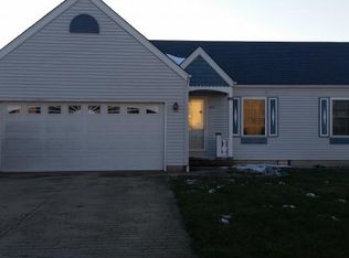 631 Romulis Rd, Niantic, IL 62551