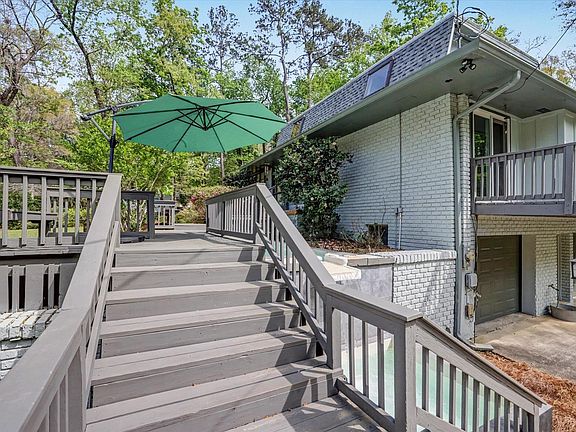 5th image of 209 Ridgeland Rd