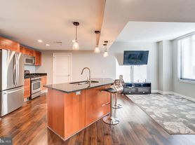 2451 Midtown Ave