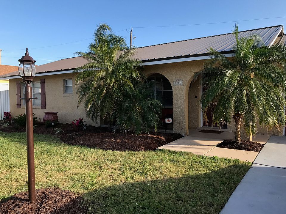 1st image of 209 Tropic Way