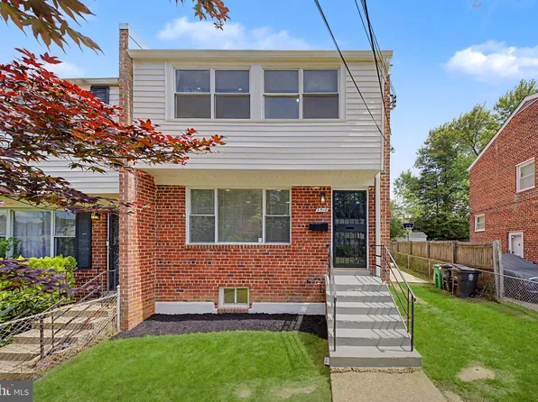 3518 Dunlap St, Temple Hills, MD 20748