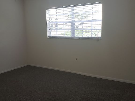 5th image of 2200 Gladys St APT 0703