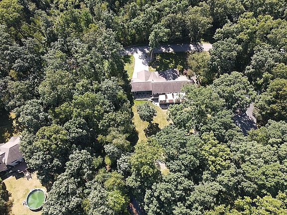 4th image of 53056 Cobus Oaks Dr