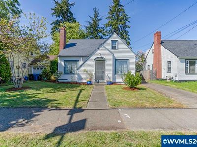 2245 Center St NE, Salem, OR, 97301