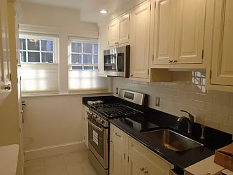Rented by 18 REALTY